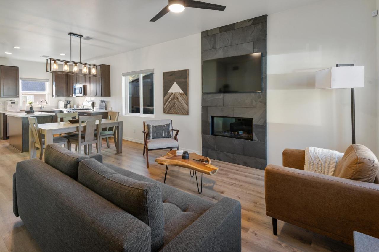 Flg Retreat - Modern Home With Mountain Views Flagstaff Luaran gambar