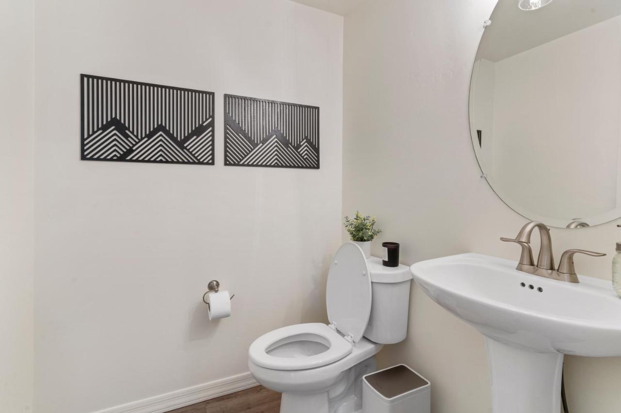 Flg Retreat - Modern Home With Mountain Views Flagstaff Luaran gambar